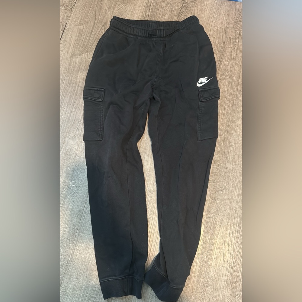 Children’s Nike sweats size L